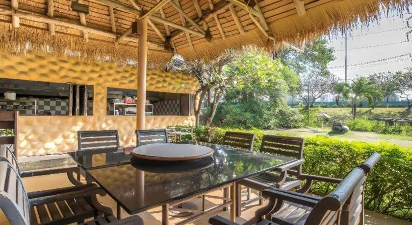 The Park Hotel Паттайя Экстерьер фото