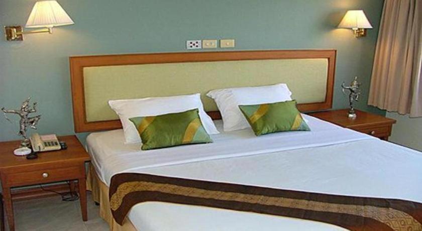 The Park Hotel Паттайя Экстерьер фото